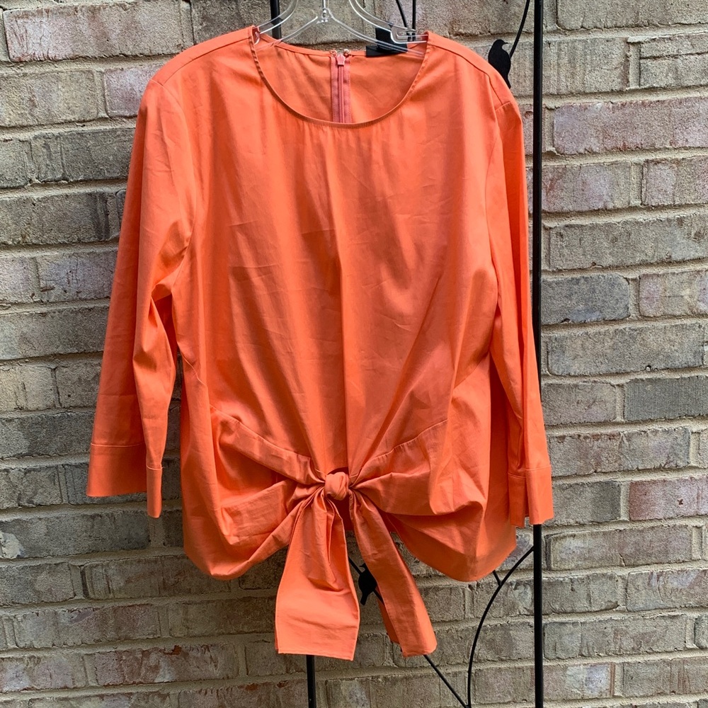 Stylish Top with Tie Detail